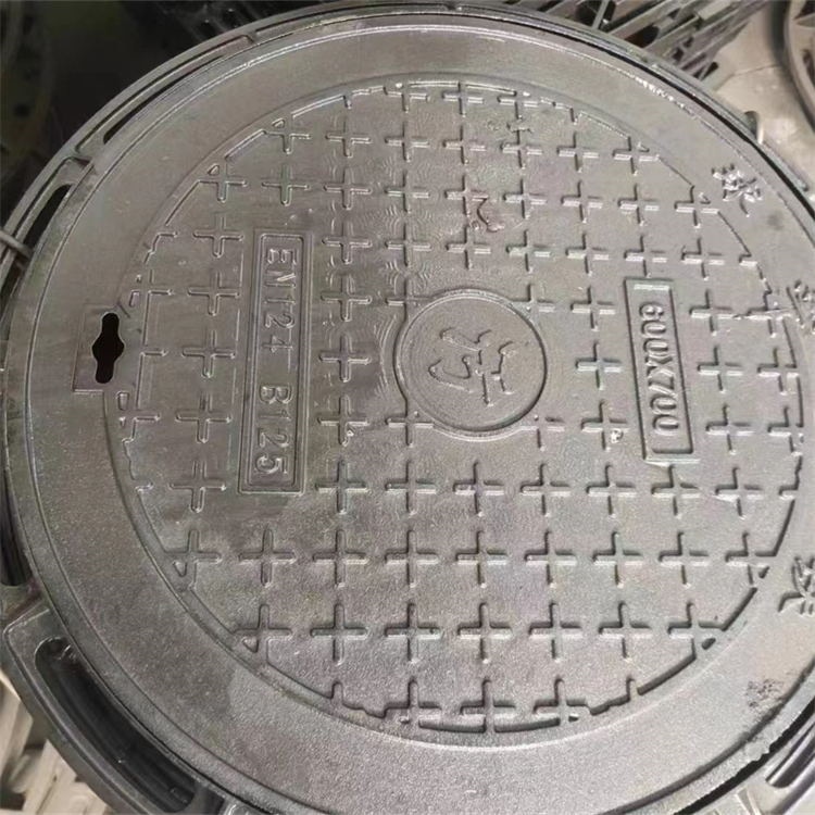 轻型井盖